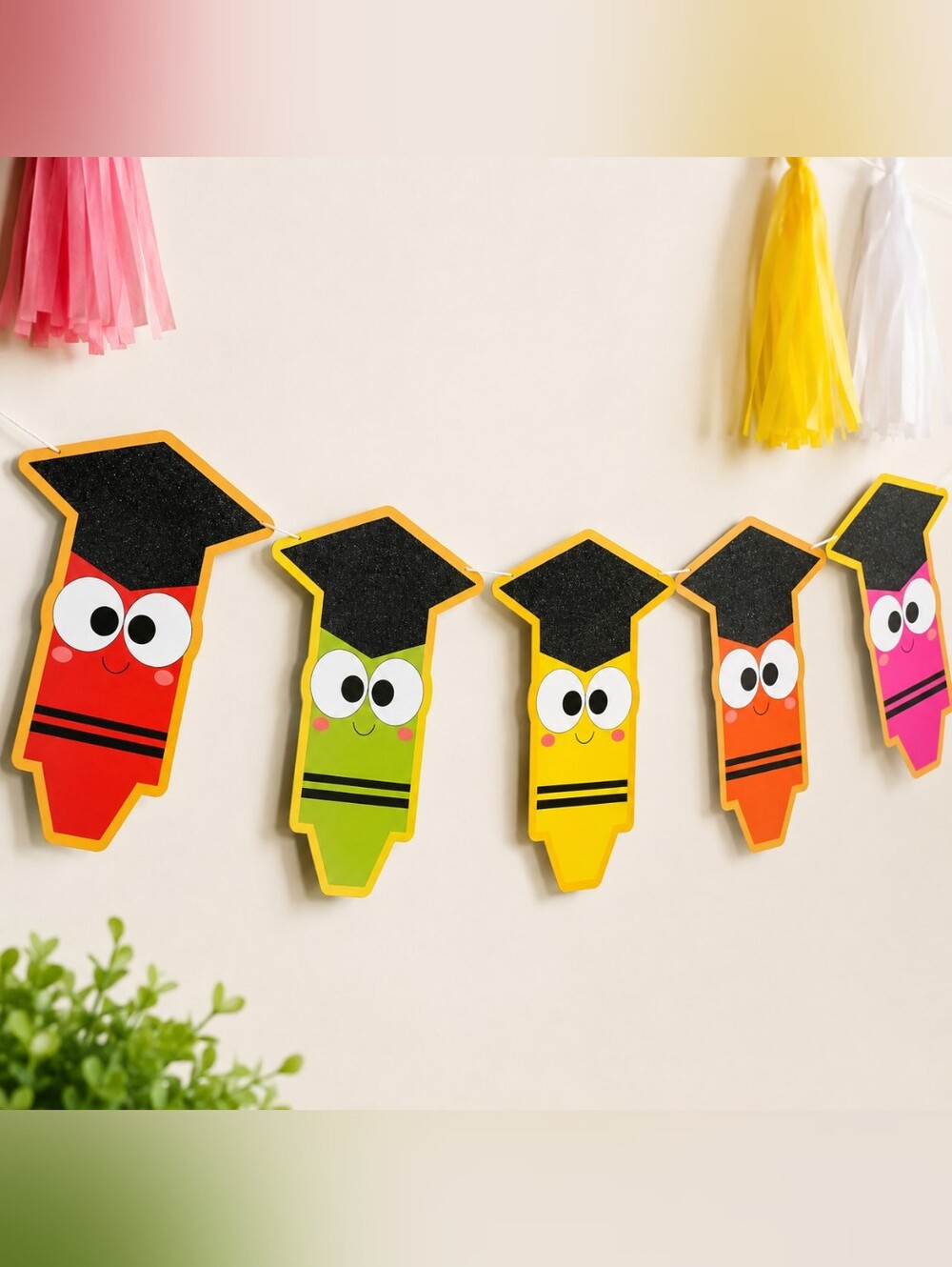 Mininflat 12 Pc Crayon Graduation Favor Decor Set Preschool Kindergarten New